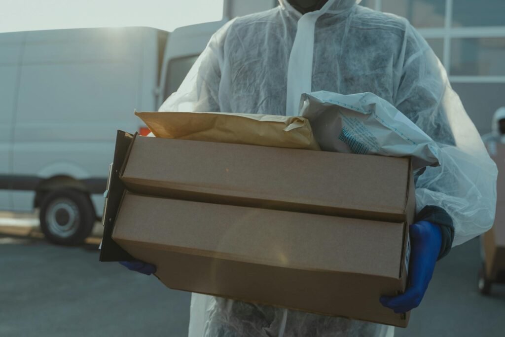 Top 10 Parcel Delivery Companies in the UK
