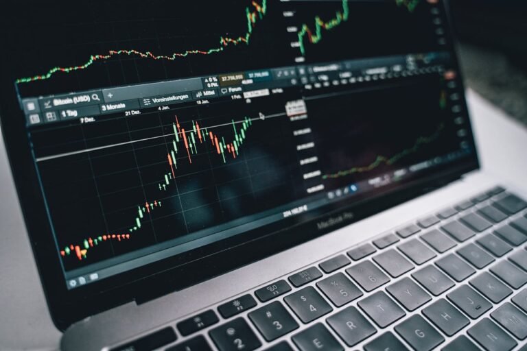 Top 5 Compliance Software Solutions for Financial Advisors in Singapore