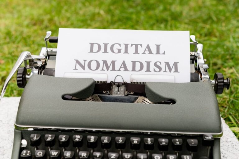 Top 5 Digital Nomad-Friendly Coworking Spaces in Singapore