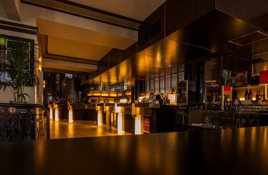 Itaim Bibi Restaurants and Bars in São Paulo