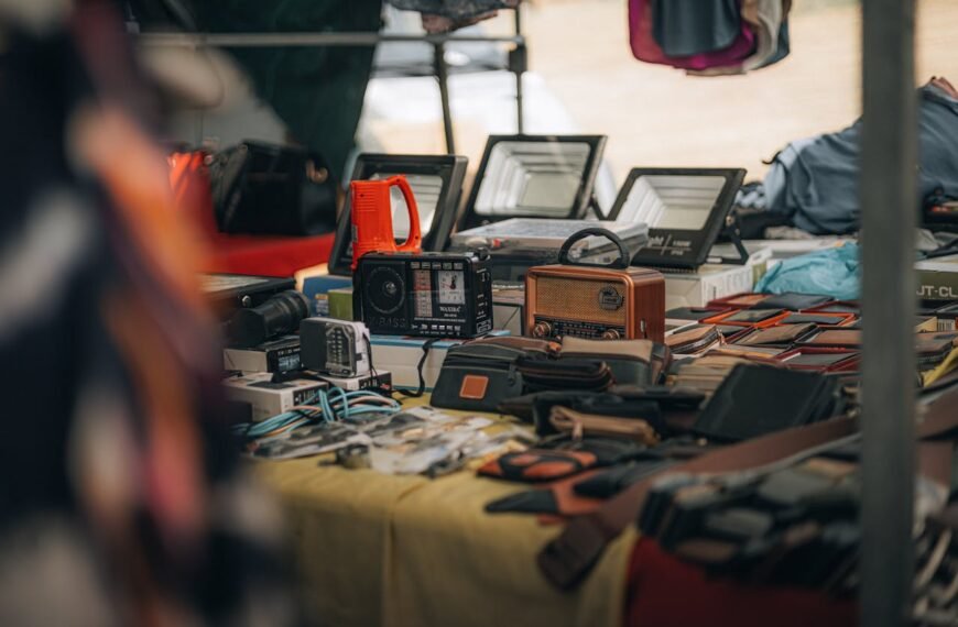 second-hand nordic vintage shops